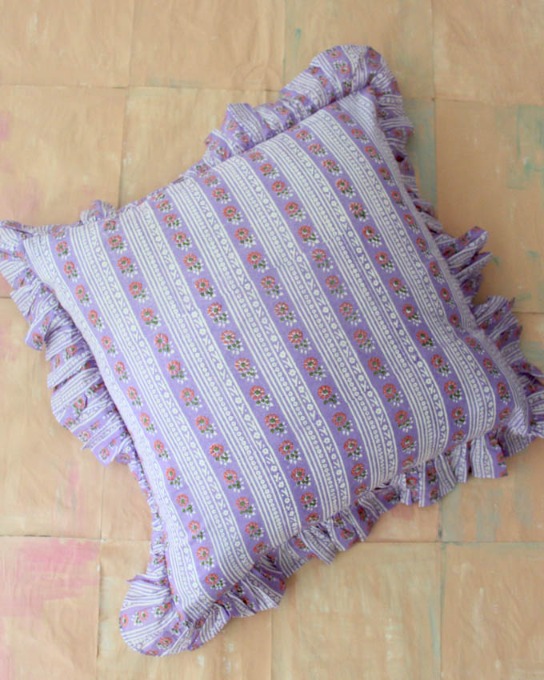 Pillow case with flounce_Purple flower_S22PLCWP