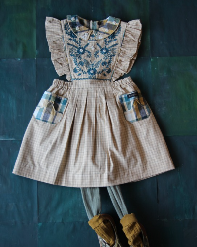 Apron dress  with embroidery_Small beige check_W21REBCK